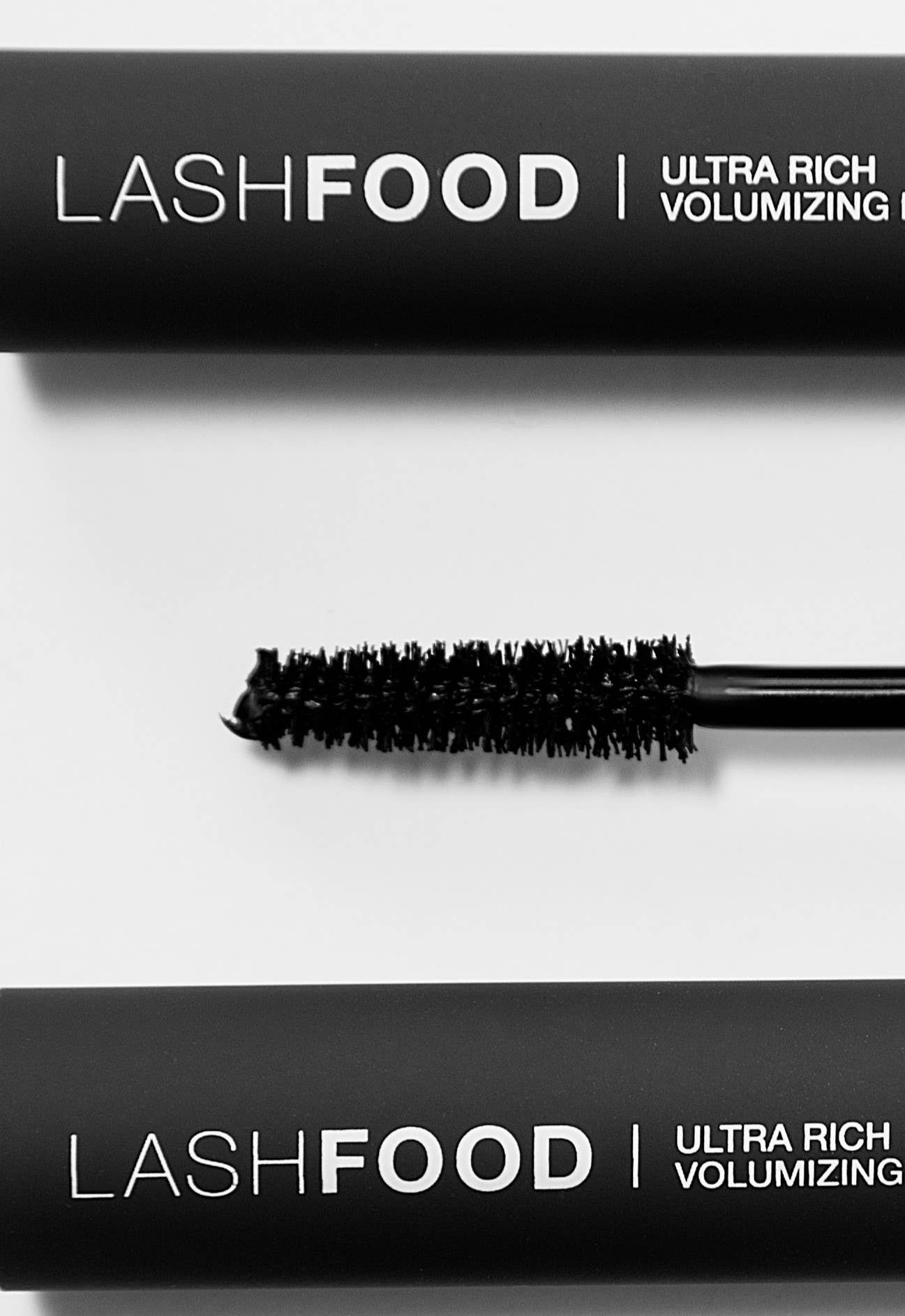Lashfood - Ultra Rich Volumizing Mascara (Mini Size)