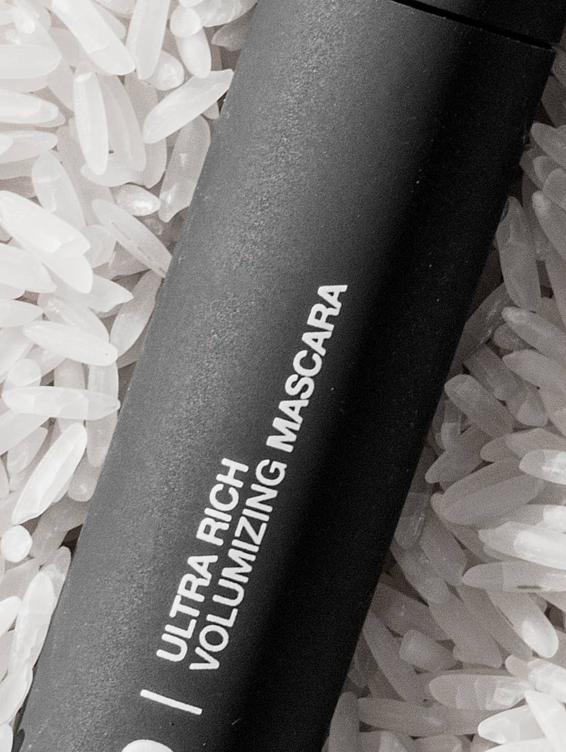 Lashfood - Ultra Rich Volumizing Mascara (Mini Size)