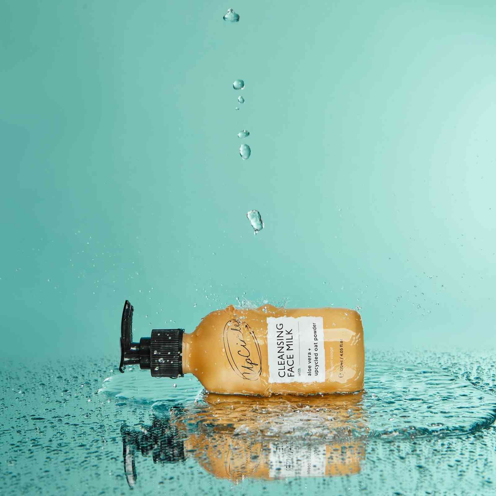Pump Bottle of UpCircle - Cleansing Face Milk with Aloe Vera + upcycled Oat Powder