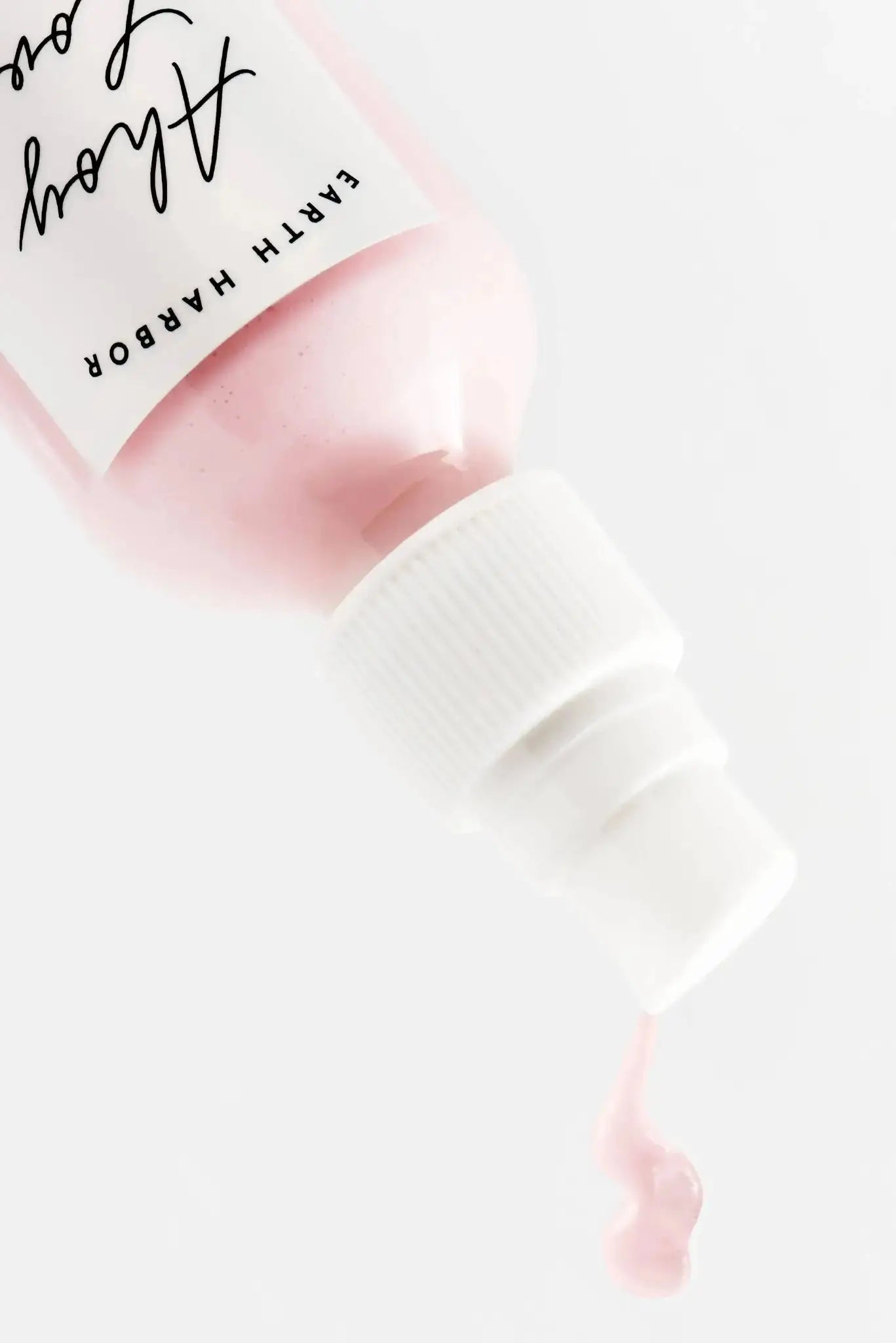 Earth Harbor Ahoy Love Pink Nourishing Milky Cream Cleanser