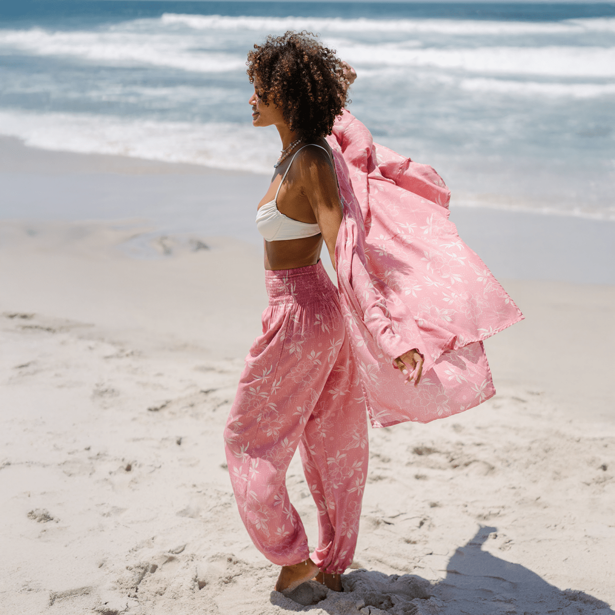 Pomona Pink Floral Three Quarter Butterfly Sleeve Kimono Cardigan, beach Cover up Kimono