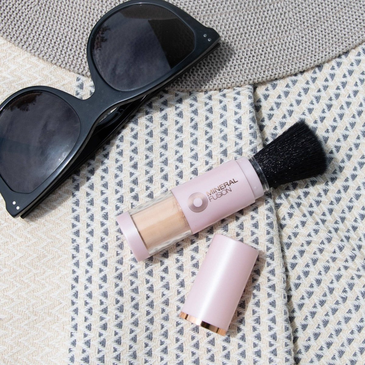 Mineral Fusion - Facial Powder with SPF 30: Mineral Powder Sunscreen by Mineral Fusion