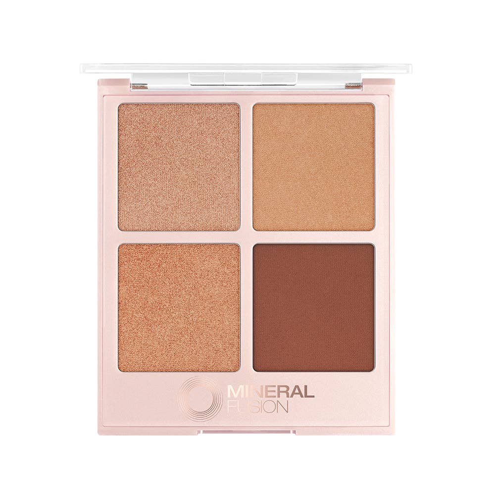 Mineral Fushion Pool Party Bronzer Palette: Sun-Kissed Glow Bronzer Palette by Mineral Fusion at Elle and Willow
