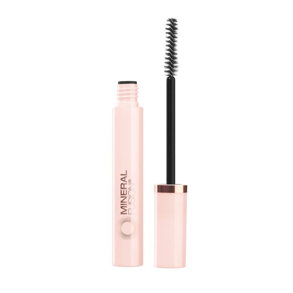 Clean Mascara by Mineral Fusion - best black mascara - Elle and Willow