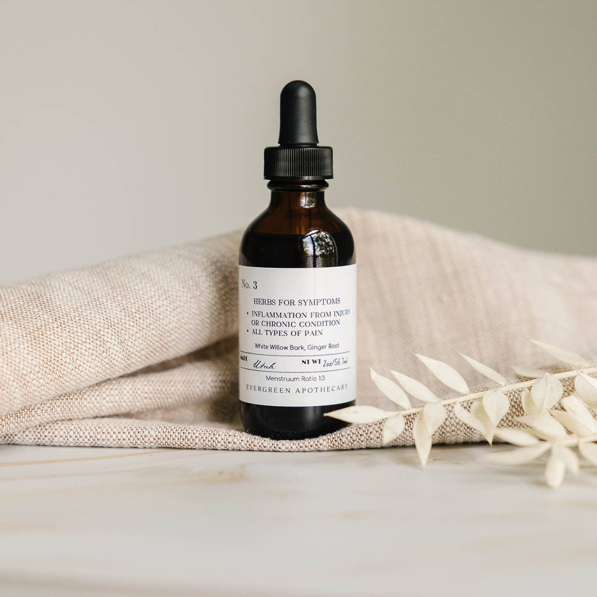 Evergreen Apothecary - Pain Relief Tincture - Natural Anti-Inflammatory & Ache Support - Pain Tincture - Elle and Willow